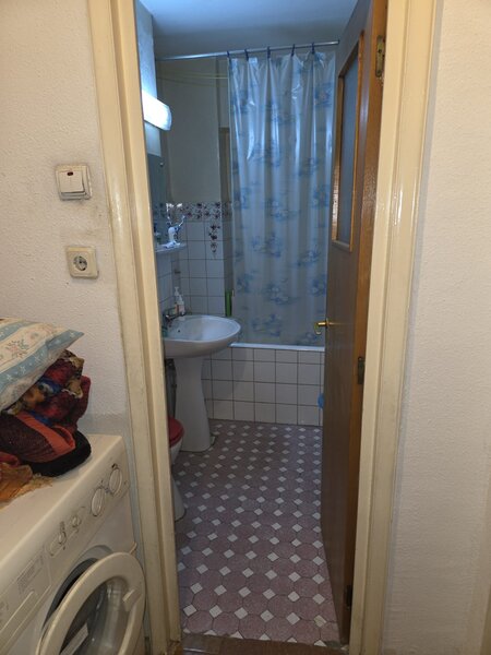 Unirii 17, sector 4 Bucuresti (in apropierea Casei Poporului)